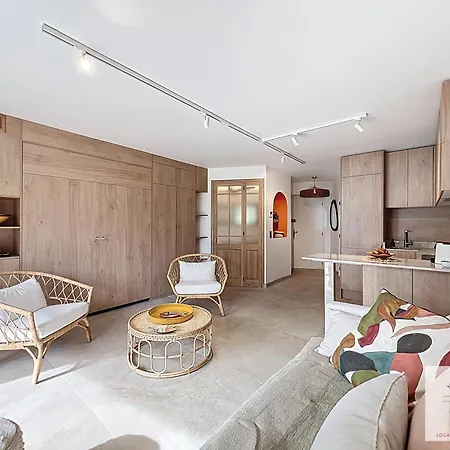 Elysee 9 Apartment *